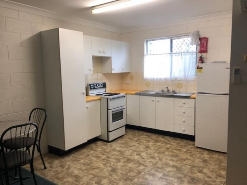 1/274 Carlton Street, Kawana QLD 4701